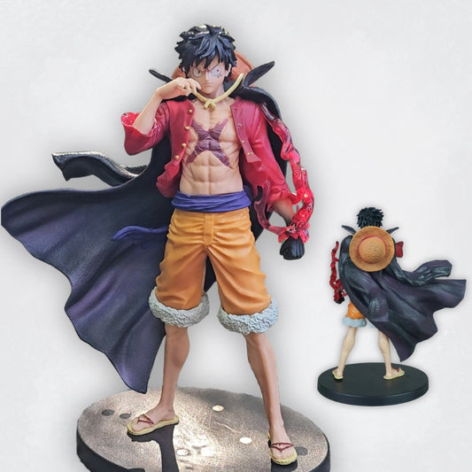 Figurine Luffy avec cape